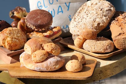 La panadería sin TACC es un negocio que responde a las necesidades de un segmento de la población en particular: en concreto, apunta a las 460.000 personas que padecen celiaquía en Argentina, de acuerdo con el Ministerio de Salud.