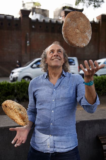 "La pandemia me llenó de nuevas energías", dice Coumont en su paso por Buenos Aires