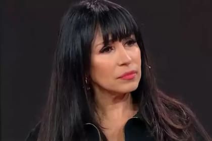 La panelista de LAM explicó que mantiene contacto con muchos otros dueños de locales de ropa y que recibió mensajes de diferentes puntos comerciales como Morón. “Me llamaban por teléfono colegas desde el otro lado de Flores. Me decían ‘¿Marixa vos bajaste la persiana? Porque hay gente corriendo con ropa en la mano, hay gritos, hay quilombo’”, señaló.