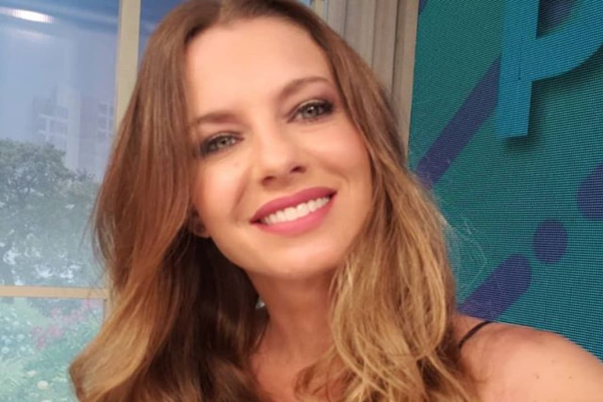 La panelista y el actor compartieron un breve romance en 1999