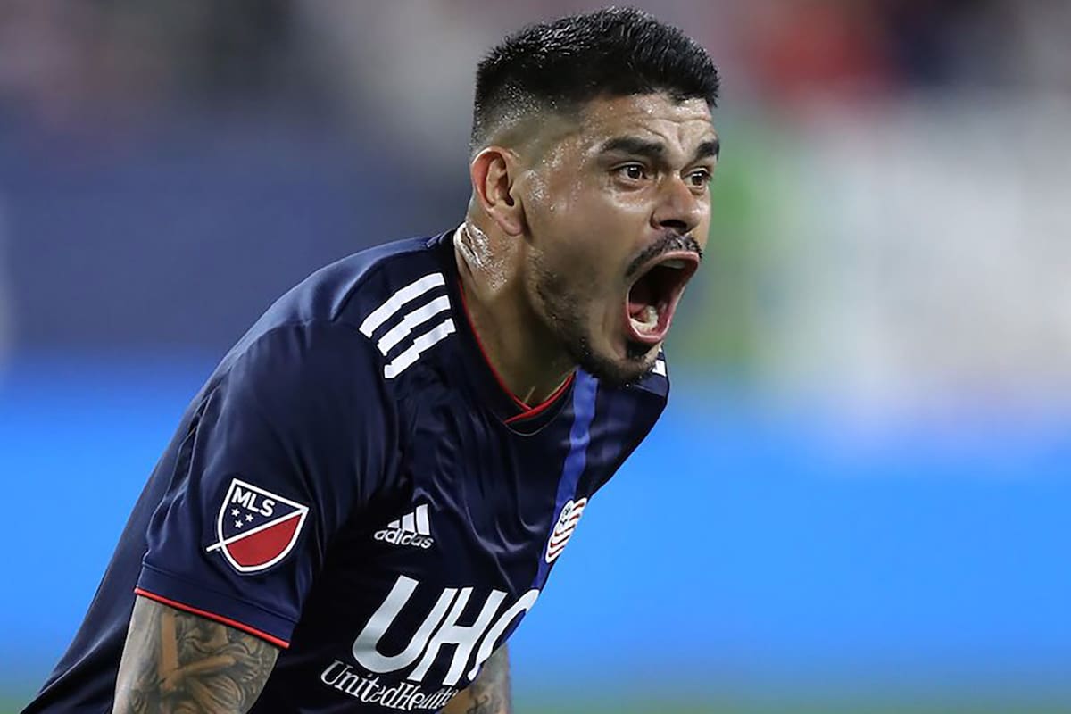 La "Pantera" Bou con la boca llena de gol; el exRacing ya convirtió un tanto para la victoria de su equipo, New England Revolution, apenas la semana pasada se reanudó la MLS
