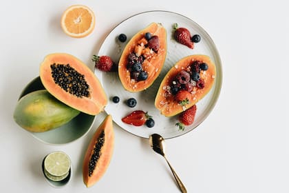 La papaya se distingue por su alto contenido en antioxidantes, vitaminas y minerales (Foto de carácter ilustrativo PIXABAY)