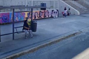Violento robo a un médico de 75 años: lo atacaron, lo dejaron inconsciente y se llevaron su mochila