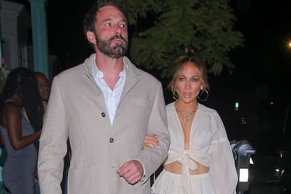 La pareja "Bennifer" (como se hizo conocida en su primera relación), en un reciente paseo por Hollywood