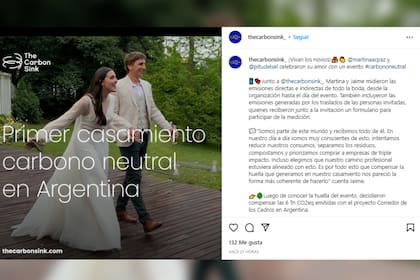 La pareja celebró su boda (Foto Instagram @thecarbonsink_)