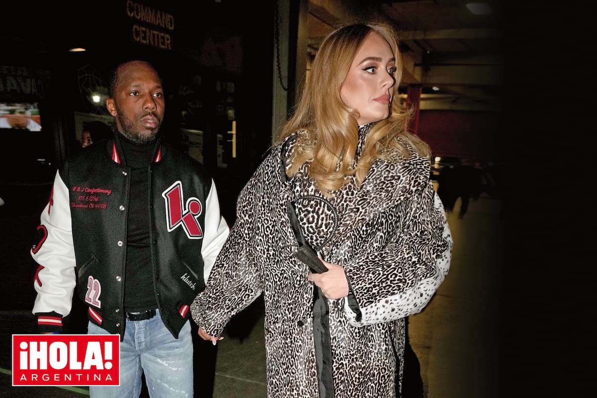 La pareja comenzó a salir en julio pasado-cuatro meses después que ella firmara el divorcio con Simon Konecki, padre de su hijo Angelo-.