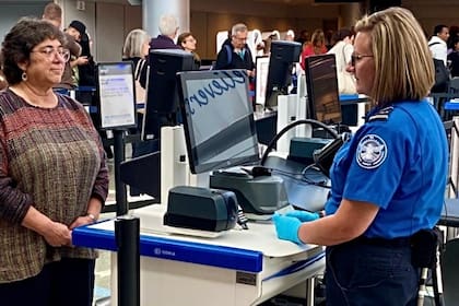 La pareja contó que los controles migratorios en el aeropuerto fueron sencillos y no tuvieron problemas con que su marido tuviera green card