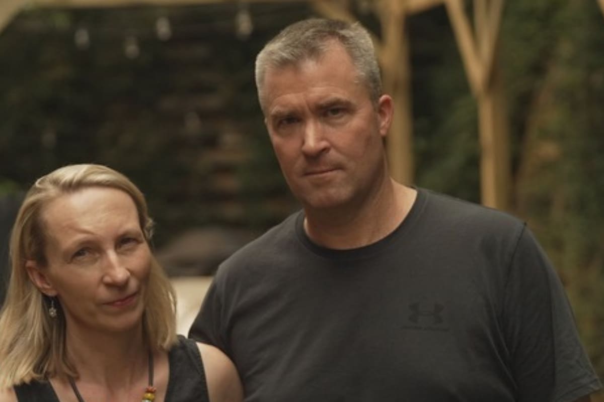 La pareja de australianos que cometió un error terrible al comprar un boleto de avión alertó a todo el mundo