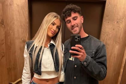 La pareja disfruta de un gran momento y lo muestra en sus redes sociales (Foto: @marcosenesi)