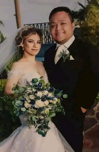 La pareja, poco antes de la tragedia (Foto:Twitter @AlertaMundial)