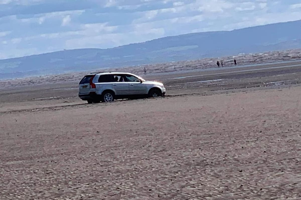 La pareja quería ver el mar "de cerca"