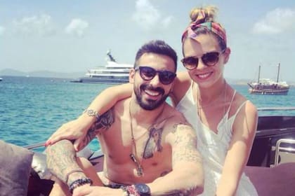 La pareja, relajada y sin preocupación alguna por sus fotos íntimas que se filtraron en Internet