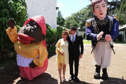 La pareja se casó en la histórica Casa de Tucumán