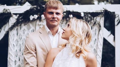 La pareja se casó, pese a las críticas