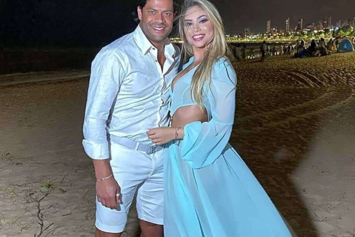 La pareja se casó y compartió la foto el 14 de febrero: Instagram.