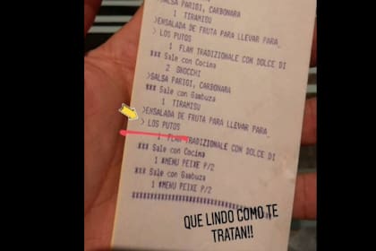 La pareja se indignó cuando leyó el comentario incluido en el ticket del restaurante Italy de Córdoba.