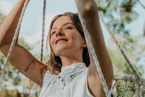 La pareja suele mostrar cómo es su vida en la naturaleza a través de las redes sociales