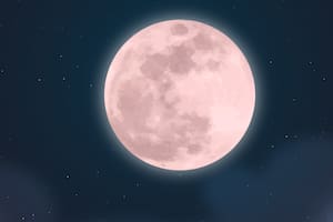 La parte oscura de la luna se podrá visualizar en el mismo momento