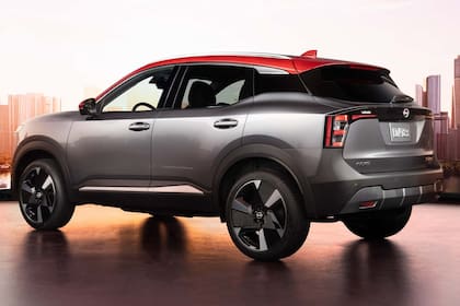 La parte trasera también utiliza un estilo diferente, hay un poco de inspiración en la nueva coupé Nissan Z, pero cambia por completo en los faros, utilizando tres líneas de LED que van hacia abajo.