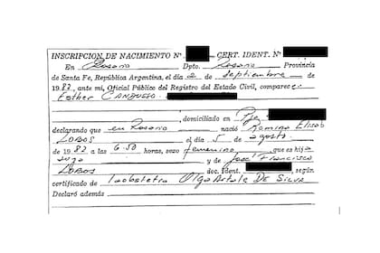 La partida de nacimiento de Romina Elisabet Lobos forma parte del expediente por el que la fiscalía pidió elevar a juicio a la médica obstetra