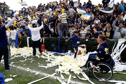 La pasión de los hinchas de Lawn Tennis en la ciudad argentina más fervorosa por el rugby, San Miguel de Tucumán.