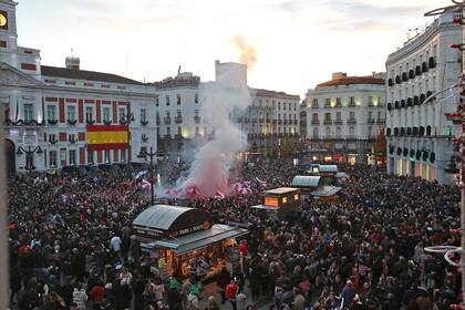 La pasión por el Superclásico invade las calles de Madrid