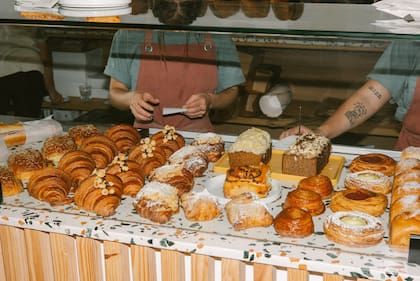 La pastelería Caracas, a cargo de Jesús Brazón y su familia