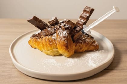 La pastelería más golosa espera en Kayla Café Bar
