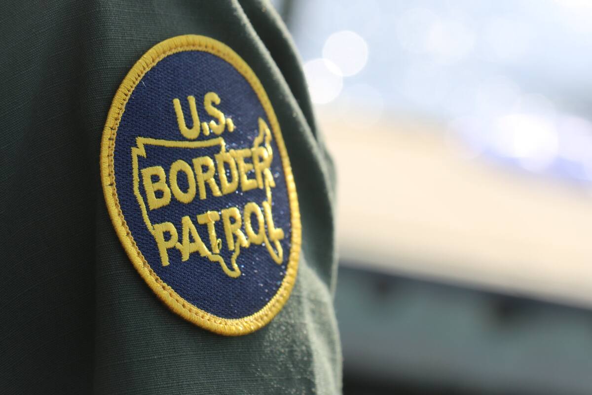 La Patrulla Fronteriza detuvo a inmigrantes que sorprendieron con su método