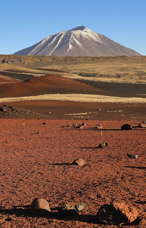 La zona de Los Colores, en el circuito de volcanes. Allí se destaca el Payún Liso.