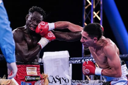 La pelea de Touba Niang ante Donaires