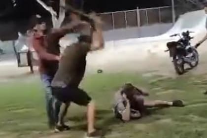 La pelea quedó grabado en un video casero.
