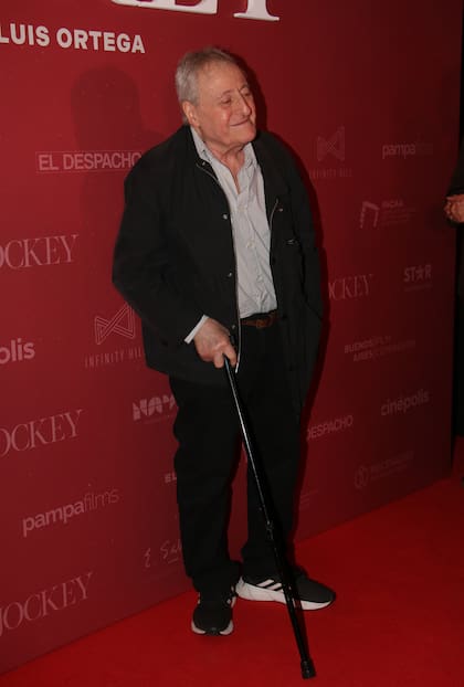 La película es la última que realizó Daniel Fanego, y también cuenta en su elenco con figuras de la talla de Roberto Carnaghi