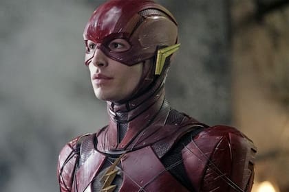 Ezra Miller, protagonista de The Flash, dirigida por el argentino Andy Muschietti