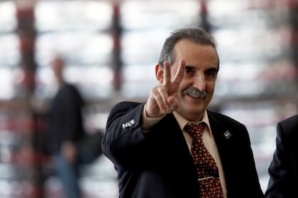 La pena de tres años es "condicional"