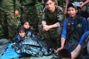 La pequeña, de 13 años, junto a su hermana de 11 años, tras ser rescatadas