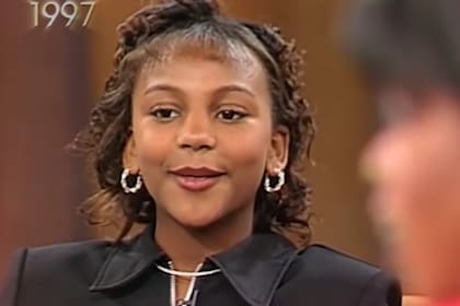 La pequeña se aprendió el nombre en los primeros años de vida viendo videos suyos grabados