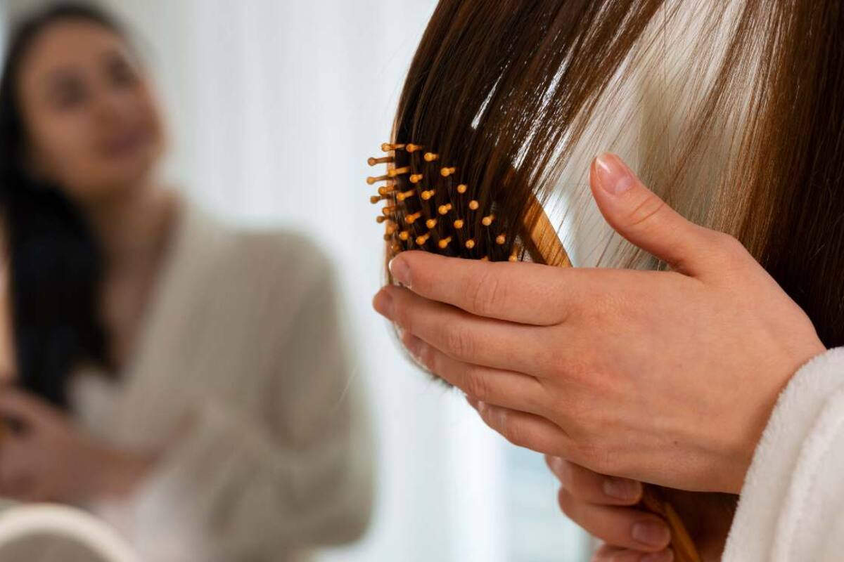 La pérdida de cabello puede implicar una deficiencia de nutrientes.