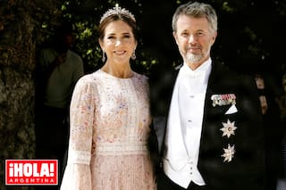 Los reyes Federico y Mary fueron protagonistas en el casamiento más esperado que tuvo una invitada especial