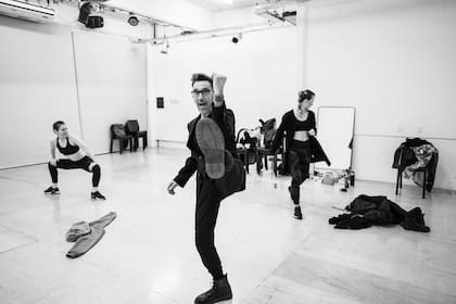 La performance "Frenketronic" se puede ver los domingo de este mes en la Fundación Cazadores