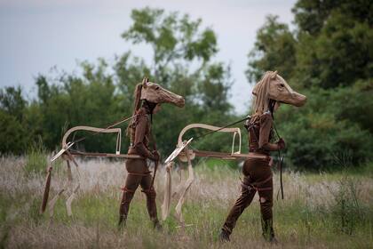 La performance "Horses don´t lie", de Eduardo Navarro, se vio en la Bienal del Mercosur en Porto Alegre y el coleccionista argentino Alec Oxenford la prestó a un museo de Corea del Sur