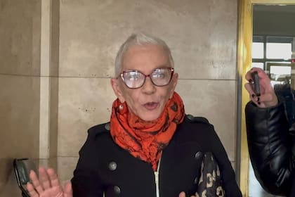 La periodista Alicia Barrios, en los tribunales de Comodoro Py