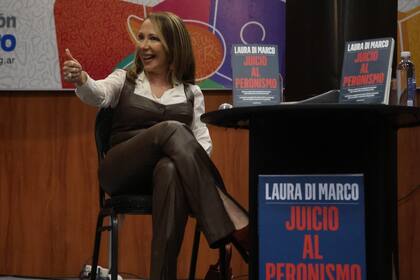 La periodista Laura Di Marco le bajó el pulgar al peronismo del siglo XXI