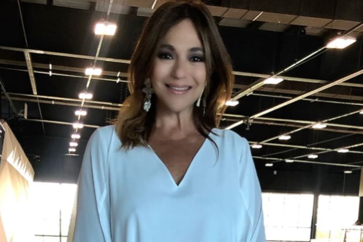 La periodista Lorena Maciel tuvo que ser operada de las cuerdas vocales tras la aparición de unas manchas blancas