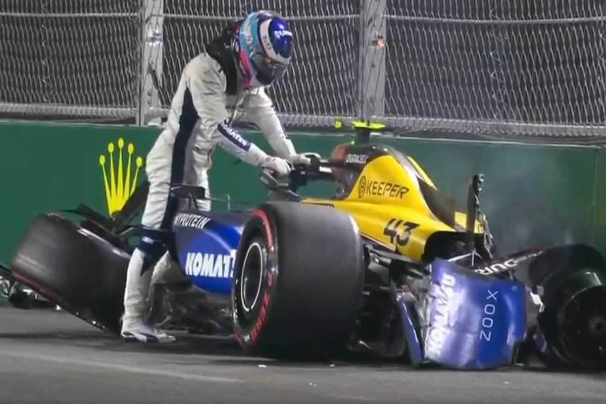 La perplejidad de Franco Colapinto luego del accidente, apoyado en su Williams
