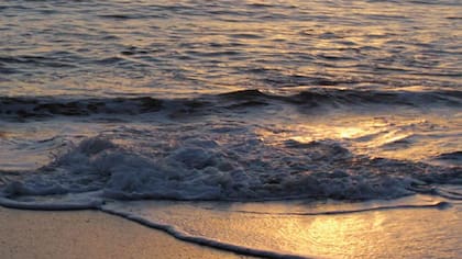 La pesca es una de las actividades favoritas de habitantes y turistas en Santa Elena