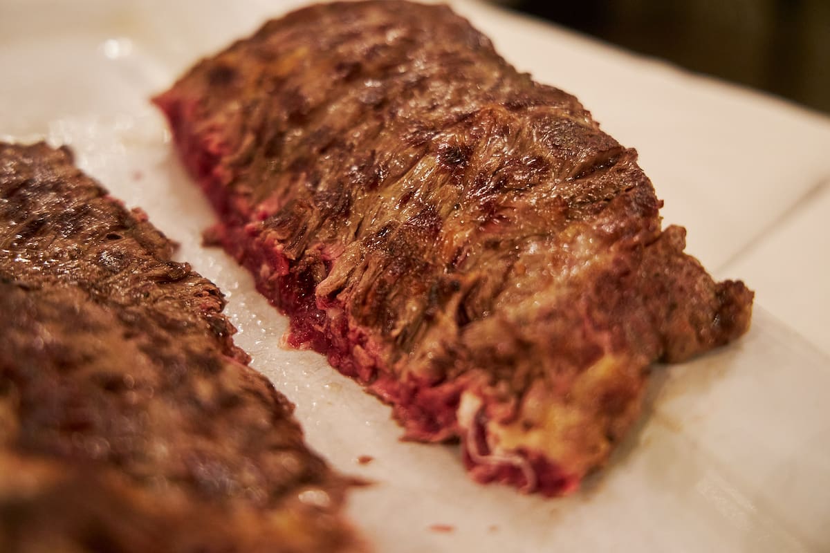 La pestaña, el nuevo corte que conquista paladares exigentes por su sabor y terneza