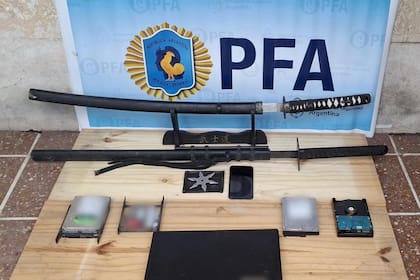 La PFA detuvo a un hombre que planeaba un ataque inspirado en el asesino de California retratado en la serie Asesinos