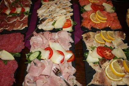 La picada: un placer permitido ocasionalmente si es combinada con verduras y con mucha agua, y si no hay contraindicaciones de salud