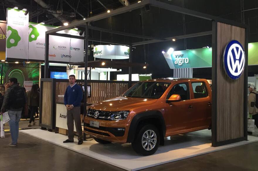 La Nueva Volkswagen Amarok desafía terrenos en el Congreso Aapresid 2024